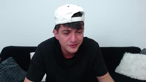 Andy Fame online show from November 2025 06:29:01 PM