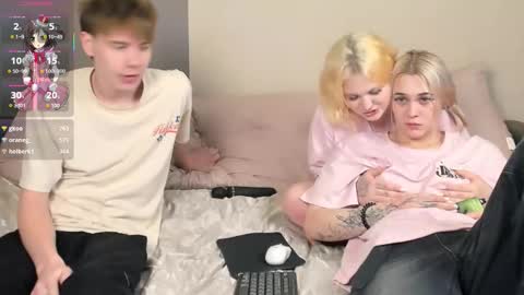 Mandy and Andy online show from October 2025 12:31:02 AM