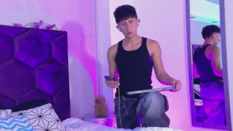 Snapshot of andyjustgame_ chatting on March 2026 04:40:02 AM andyjustgame online show from March 2026 04:40:02 AM