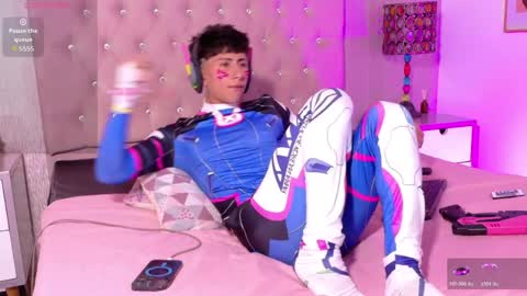 Snapshot of andyjustgame_ chatting on April 2026 04:24:01 AM andyjustgame online show from April 2026 04:24:01 AM