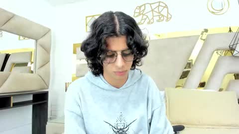 andyxibrat online show from November 2025 07:17:01 PM