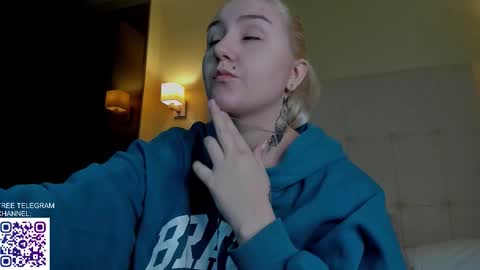 Anet Dream online show from December 2025 06:27:02 PM