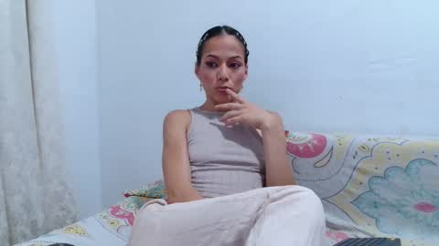 Snapshot of anewday111 chatting on April 2026 12:30:02 AM Carolina soto online show from April 2026 12:30:02 AM