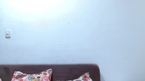 Snapshot of anewday111 chatting on April 2026 09:07:02 AM Carolina soto online show from April 2026 09:07:02 AM