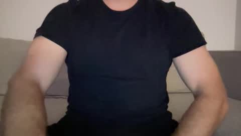 Snapshot of anewsummer chatting on November 2025 05:07:02 AM anewsummer online show from November 2025 05:07:02 AM