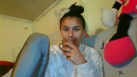 andr33a online show from October 2025 06:55:02 AM
