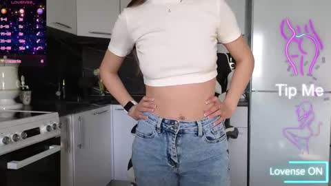 Snapshot of ange1ok chatting on March 2025 04:10:01 AM ange1ok online show from March 2025 04:10:01 AM