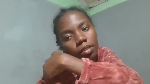 Snapshot of angeeliine chatting on July 2026 07:18:02 PM angeeliine online show from July 2026 07:18:02 PM