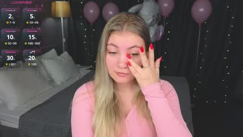 Grace online show from April 2026 12:10:01 AM