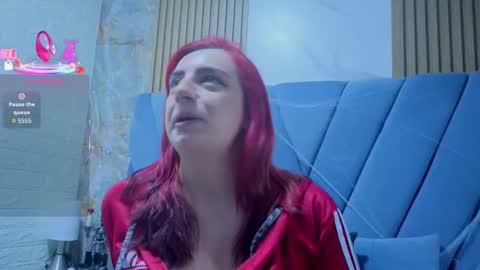 angel__red_ online show from November 2025 03:42:02 AM