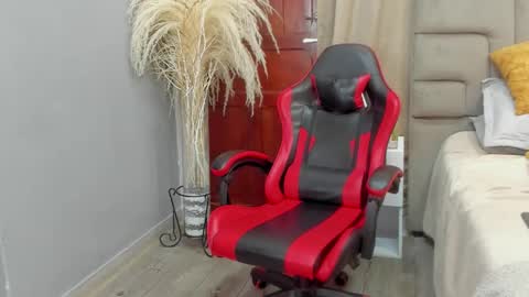 Angel online show from September 2025 05:11:02 AM