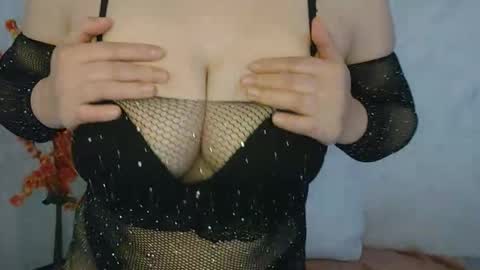Snapshot of angel_coconut chatting on October 2025 08:26:02 AM Angel coco online show from October 2025 08:26:02 AM