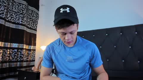 Angel Cuervo online show from January 2025 12:18:01 PM