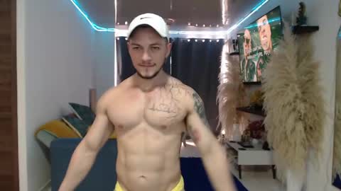 Angel Curl online show from May 2026 02:22:01 PM