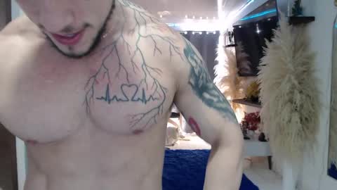 Angel Curl online show from May 2026 02:00:01 PM