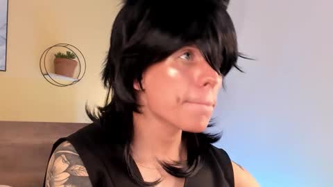 Snapshot of angel_eros_ chatting on February 2026 04:43:02 AM Angel online show from February 2026 04:43:02 AM