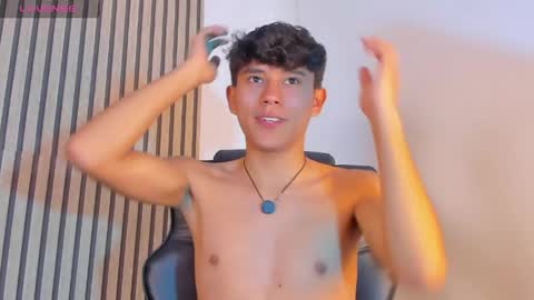 Snapshot of angel_esteban_fx chatting on April 2026 10:15:01 PM ngel Esteban online show from April 2026 10:15:01 PM