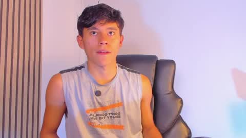 Snapshot of angel_esteban_fx chatting on May 2026 08:38:01 PM ngel Esteban online show from May 2026 08:38:01 PM