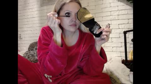 Snapshot of angel_girllovemy chatting on January 2025 04:54:01 AM ANGEL online show from January 2025 04:54:01 AM