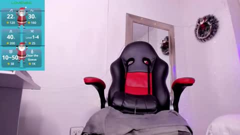 angel hardy online show from November 2025 12:09:02 PM