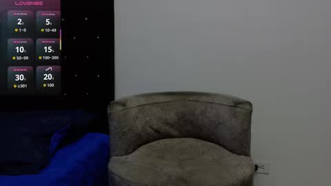 angel_kyrozz online show from March 2026 07:06:01 PM