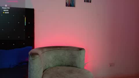 angel_kyrozz online show from April 2026 07:08:01 PM