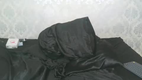 Snapshot of angel_lein chatting on October 2025 07:02:01 PM Angel Lein online show from October 2025 07:02:01 PM