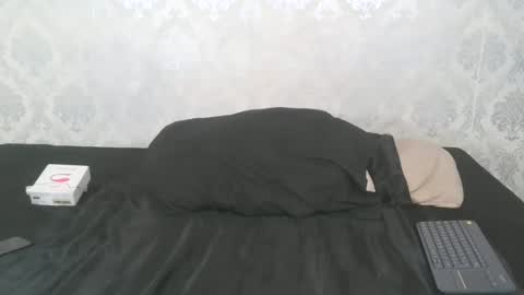 Snapshot of angel_lein chatting on October 2025 05:25:02 PM Angel Lein online show from October 2025 05:25:02 PM