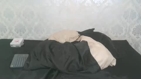 Snapshot of angel_lein chatting on October 2025 06:41:01 PM Angel Lein online show from October 2025 06:41:01 PM