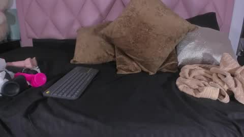 Angel  online show from January 2025 08:54:01 AM