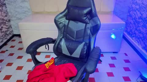 Snapshot of angel_rose_v chatting on April 2026 06:19:01 AM Angel Rose online show from April 2026 06:19:01 AM