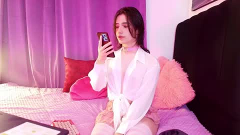 Snapshot of angel_shinyy chatting on April 2026 08:06:01 PM Angel online show from April 2026 08:06:01 PM