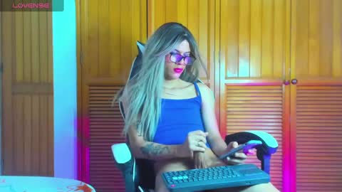 Snapshot of angel_starxx chatting on February 2025 10:31:02 PM angel_starxx online show from February 2025 10:31:02 PM