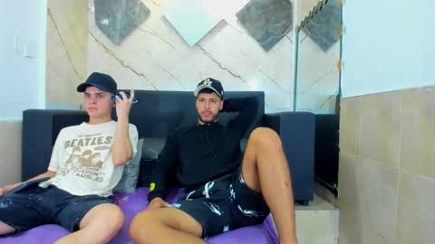 Snapshot of angel_villareal_ chatting on March 2026 05:02:02 AM angel_villareal_ online show from March 2026 05:02:02 AM