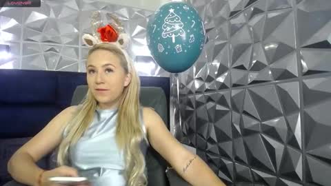 Angel online show from December 2025 11:50:01 AM