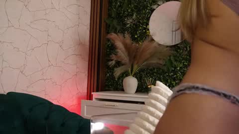 Anysia online show from January 2026 05:23:02 AM