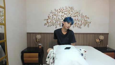 Snapshot of angel_yuhog chatting on November 2025 01:44:02 AM Angel online show from November 2025 01:44:02 AM