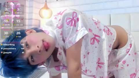 Snapshot of angel_yuhog chatting on November 2025 01:43:01 PM Angel online show from November 2025 01:43:01 PM