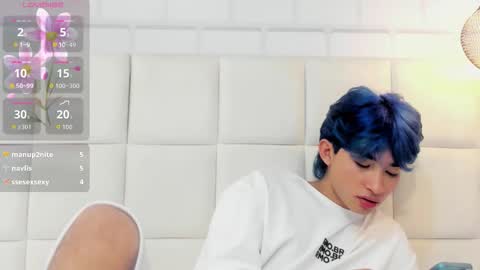 Snapshot of angel_yuhog chatting on November 2025 11:04:02 PM Angel online show from November 2025 11:04:02 PM