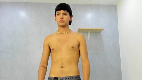 Snapshot of angel_zen chatting on March 2026 11:54:02 PM Angel online show from March 2026 11:54:02 PM