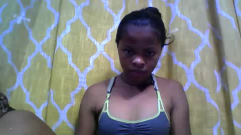 Snapshot of angela166093 chatting on November 2025 05:06:01 PM angela166093 online show from November 2025 05:06:01 PM