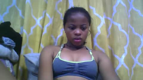 Snapshot of angela166093 chatting on December 2025 02:55:01 PM angela166093 online show from December 2025 02:55:01 PM