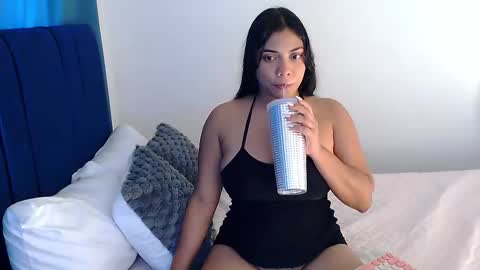 Snapshot of angela_santana_ chatting on March 2025 01:37:01 PM Angela online show from March 2025 01:37:01 PM