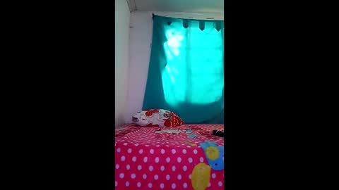 Snapshot of angela_sexxx chatting on May 2026 04:35:01 PM angela_sexxx online show from May 2026 04:35:01 PM
