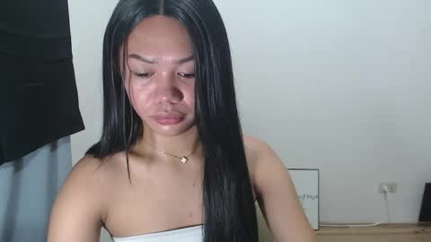 Snapshot of angela_star888 chatting on May 2026 01:07:01 PM angela_star888 online show from May 2026 01:07:01 PM