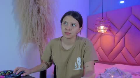 ANGELA online show from January 2025 12:02:02 PM