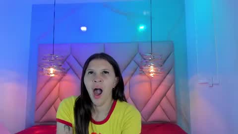 Snapshot of angelaa_cute chatting on July 2026 12:09:01 PM ANGELA online show from July 2026 12:09:01 PM