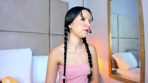 angelag_ online show from May 2026 08:28:01 PM