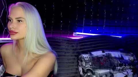 AngelaLaCherry online show from March 2026 08:40:01 AM