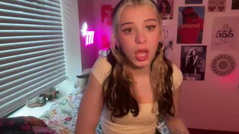 Alex online show from February 2026 01:20:02 PM